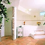 Mado Hotel 4*