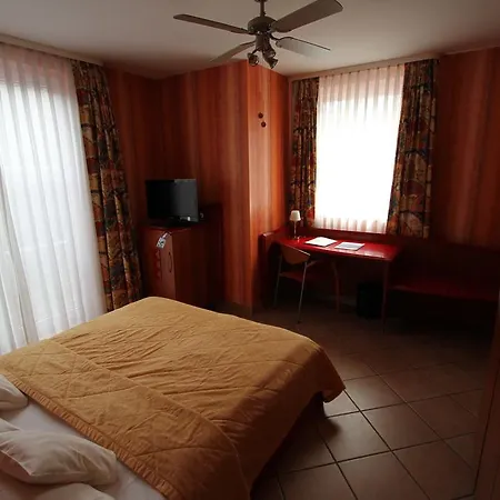 Hotel Mado Colonia